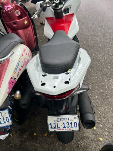 PCX 150cc ស្មាតឃី year 2020 មានពន្ធ
