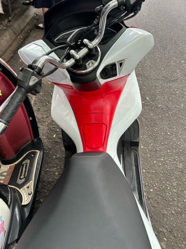 PCX 150cc ស្មាតឃី year 2020 មានពន្ធ