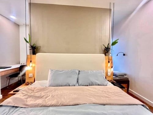Penthouse 5  Bedroom For Rent At Chroy Chong var 15 minutes From Lycée Français René Descartes