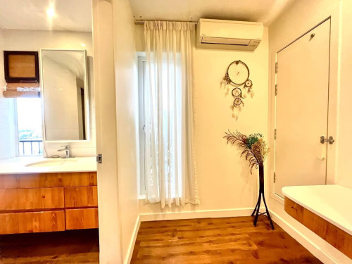 Penthouse 5  Bedroom For Rent At Chroy Chong var 15 minutes From Lycée Français René Descartes