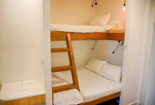 Penthouse 5  Bedroom For Rent At Chroy Chong var 15 minutes From Lycée Français René Descartes