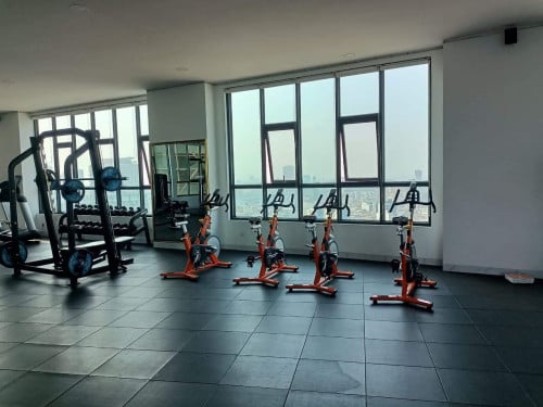 Pool Gym Studio Condo near Olympia Mall