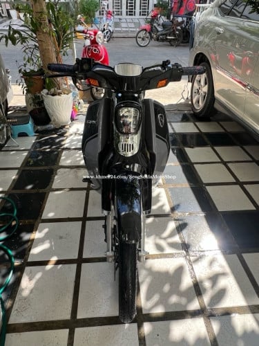 POPZ025 ព៌ណសុីម៉ង់ ថ្មីណាស់ម្ចាស់ដេីមលេខPP.1LP មានលក់នៅហាង( សេង សុខឡា 9999)