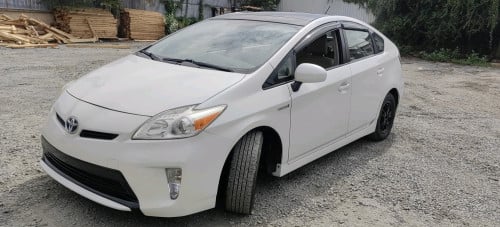 Prius 013 option 4 Delux Solar តម្លៃចរចាបាន