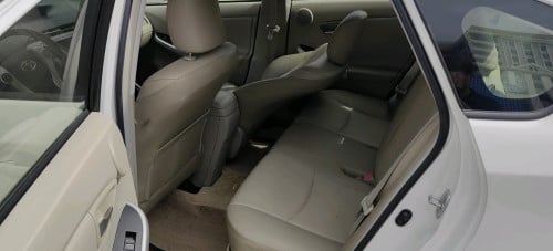 Prius 013 option 4 Delux Solar តម្លៃចរចាបាន