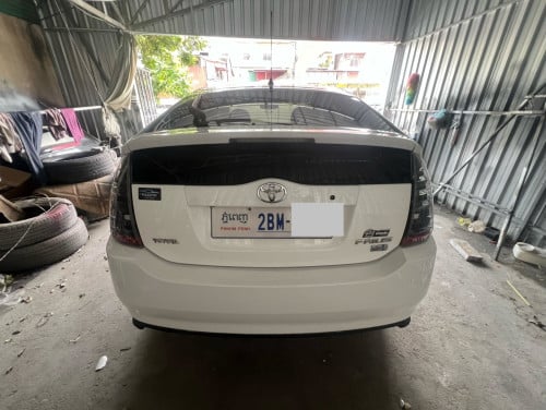 Prius ឆ្នាំ06 half full ធានាឡានស្អាតថ្មី