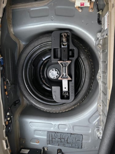 Prius 2005 Full អត់ Map