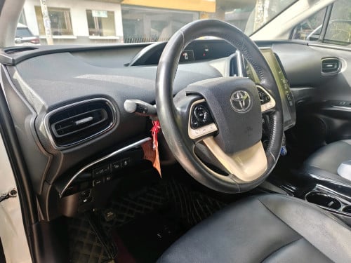 Prius Prime 2017 2CC-4444
