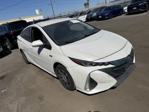 PRIUS prime Full premium 2017 បើកទូរ 08-06-2026