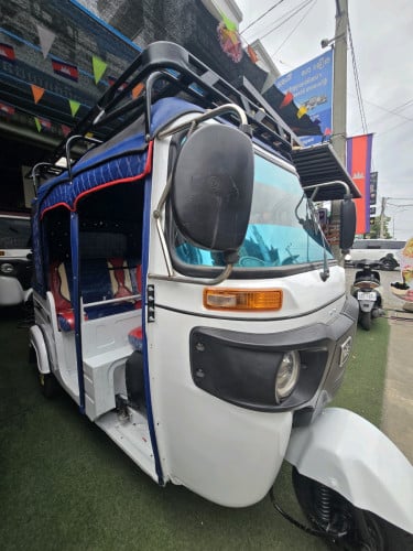 Re bajaj 2020លក់