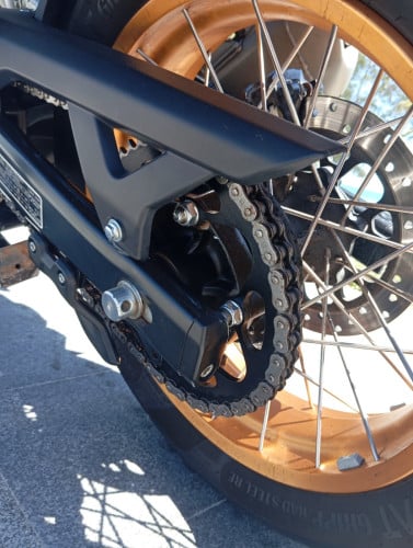 Royal Enfield himalayan 2025
