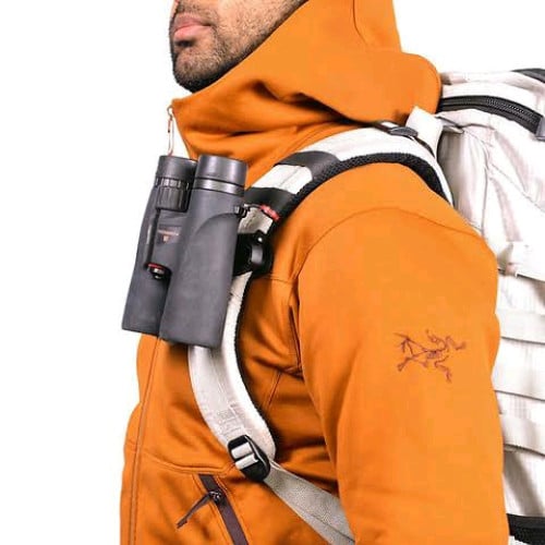 Safe, fast, flexible access-GoPro/action camera, PAS/DSLM/DSLR or binoculars - Peak Design Capture