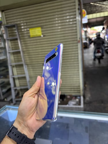 Samsung S10 5G 256G Ram8G Sim1 Korea 5g ម៉ាសុីនអេក្រង់ស្រុីនជាំ ដូរខ្នង