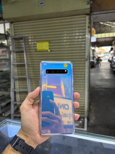 Samsung S10 5G 256G Ram8G Sim1 Korea 5g ម៉ាសុីនអេក្រង់ស្រុីនជាំ ដូរខ្នង