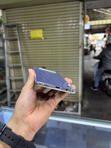 Samsung S10 5G 256G Ram8G Sim1 Korea 5g ម៉ាសុីនអេក្រង់ស្រុីនជាំ ដូរខ្នង