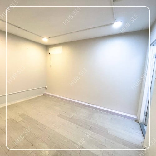 Shop for rent at BKK1 / 排屋出租​ BKK1（1层半）