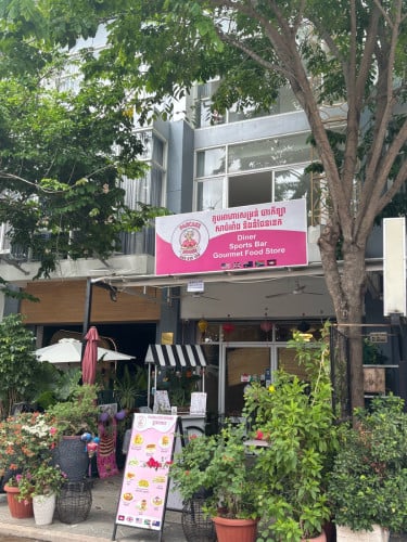 Shophouse for rent