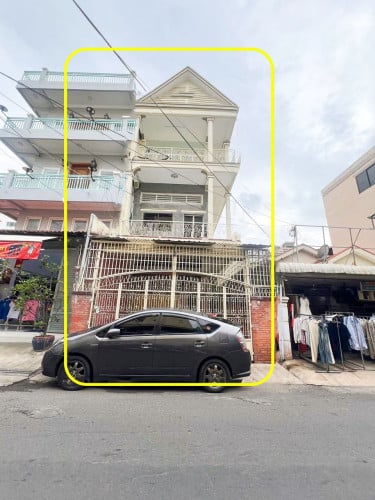 Shophouse for rent in BKK 2