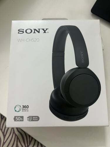 Sony WH-CH520 wireless headset (99% new)