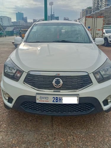 Ssangyong 2017 ប៉ុង2 ម៉ាស៊ូត ឡានស្អាត