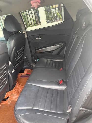 Ssangyong Tivoli 2022 full option
