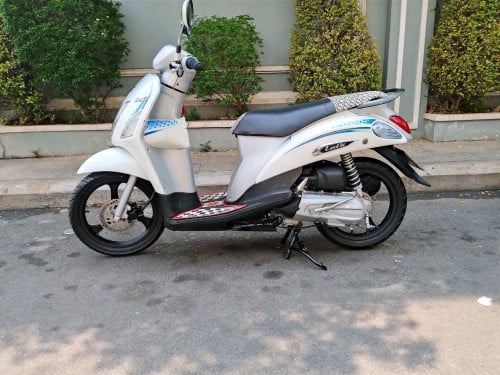 Suzuki let's 2017