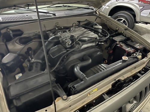 Tacoma 02 V6 ប៉ុង2 អូតូកាប់ពីតាស់