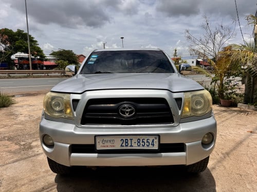 Tacoma 05 V6 ប៉ុងភ្លើង ឡានថ្មី