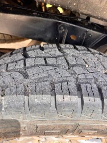 Tacoma 05 V6 ប៉ុងភ្លើង ឡានថ្មី