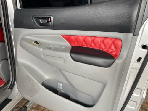 Tacoma 06 ABS ទ្រុងខ្លី ឡានថ្មី ពន្ទុខ្ពស់កប់