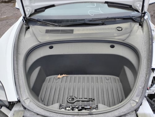 Tesla Model 3 2022 Long Range តម្លៃសាង