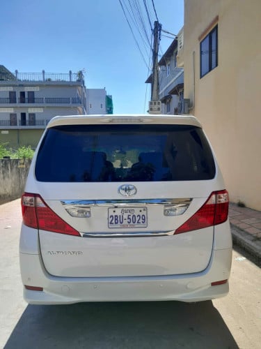 Toyota Alphard 2009 Up 2018 ឡានស្អាត​ កៅអី​ VIP ហេីយ