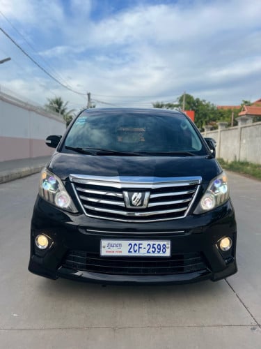 TOYOTA ALPHARD 2012
