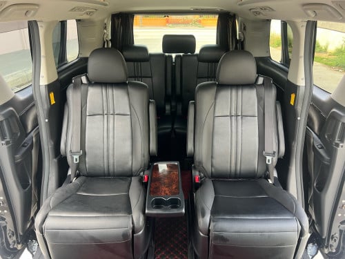 TOYOTA ALPHARD 2012