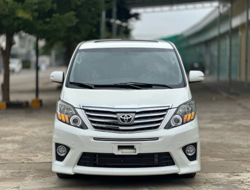 TOYOTA ALPHARD 2012 FULL OPTION VIP