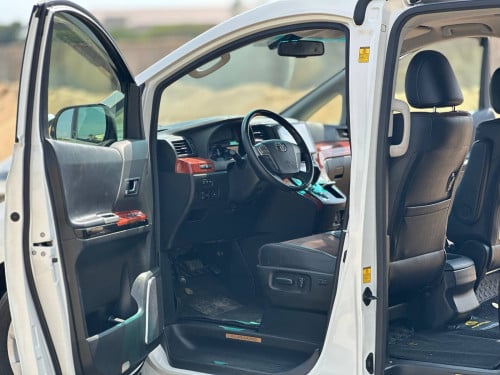 TOYOTA ALPHARD 2013 FULL AUTO 3