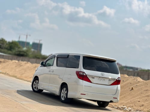 TOYOTA ALPHARD 2013 FULL AUTO 3