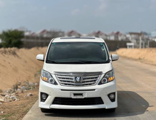 TOYOTA ALPHARD 2013 FULL AUTO 3