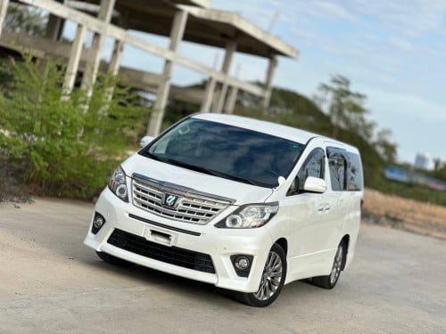 TOYOTA ALPHARD 2013 FULL AUTO 3