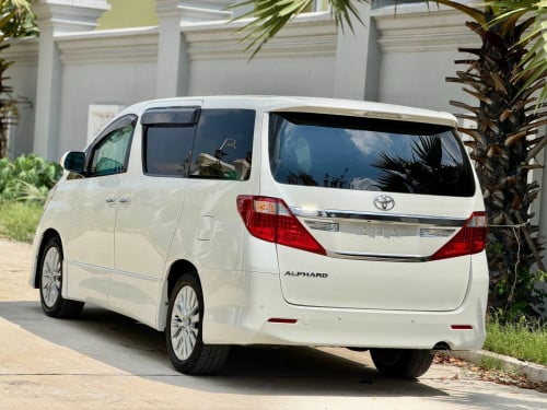 TOYOTA ALPHARD 2014 FULL OPTION