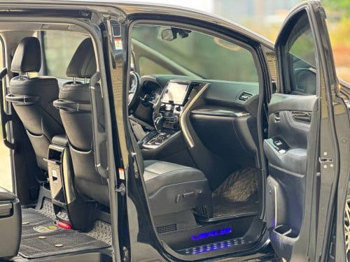 TOYOTA ALPHARD 2016 UP LEXUS LM 350