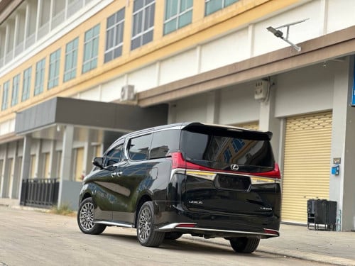 TOYOTA ALPHARD 2016 UP LEXUS LM 350