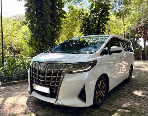 Toyota Alphard 2017 Russia ( V6 3500 CC )