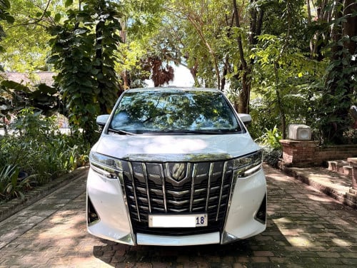 Toyota Alphard 2017 Russia ( V6 3500 CC )