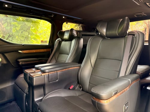 Toyota Alphard 2017 Russia ( V6 3500 CC )