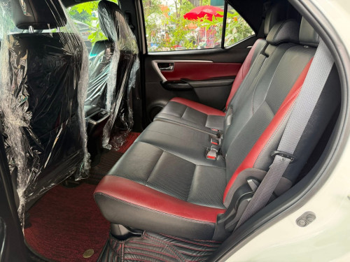 Toyota Fortuner Legenger ឆ្នាំ2021 ម្ចាស់ដើម សោ2គ្រាប់