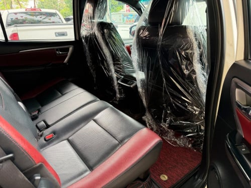 Toyota Fortuner Legenger ឆ្នាំ2021 ម្ចាស់ដើម សោ2គ្រាប់