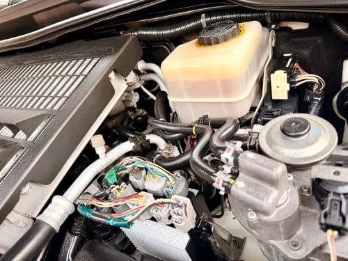 Toyota Land Cruiser 2012 VIP ( V8 4500 ) ម្ចាស់ដើម មេឡាន