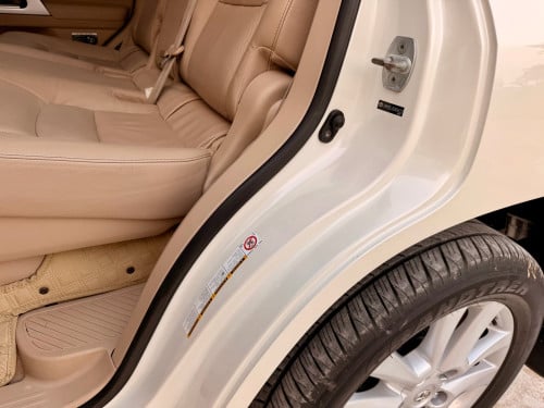 Toyota Land Cruiser 2012 VIP ( V8 4500 ) ម្ចាស់ដើម មេឡាន