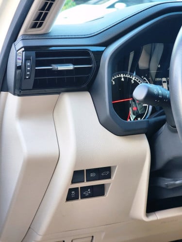 Toyota Land Cruiser VXR 2023 full Options